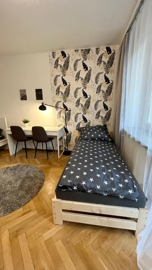 Warszawa Krucza Pokoje Esterno foto